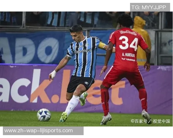 巴西国际迎战巴拉纳竞技争夺联赛关键三分的精彩对决 巴西国际迎战巴拉纳竞技争夺联赛关键三分的精彩对决